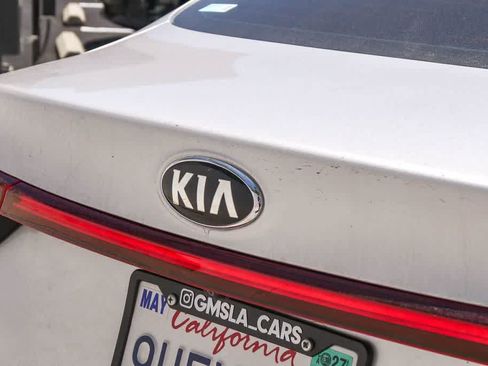 Used 2021 Kia Forte LXS FWD image 11