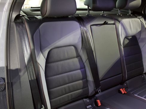 New 2026 Volkswagen GTI SE image 31