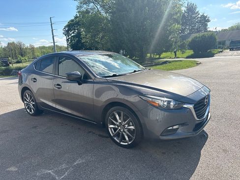 Used 2018 MAZDA MAZDA3 Touring FWD image 8