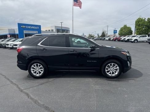 Used 2018 Chevrolet Equinox LT w/ Sun & Infotainment Package image 8