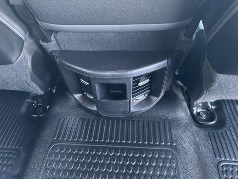 Used 2022 RAM 3500 Tradesman image 18