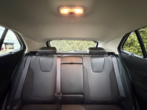 Used 2023 Buick Encore GX Select w/ Sport Touring Package image 3