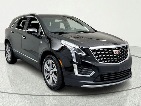 Certified 2025 Cadillac XT5 Premium Luxury w/ LPO, Floor Liner Package AWD/4WD image 7