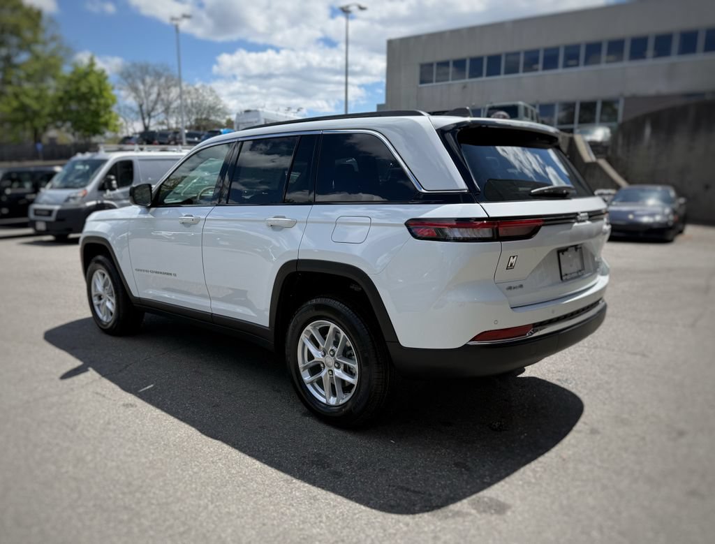 New 2026 Jeep Grand Cherokee Laredo X AWD/4WD image 12