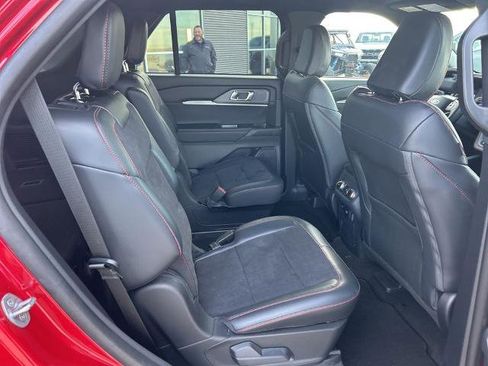 Certified 2025 Ford Explorer ST RWD image 14