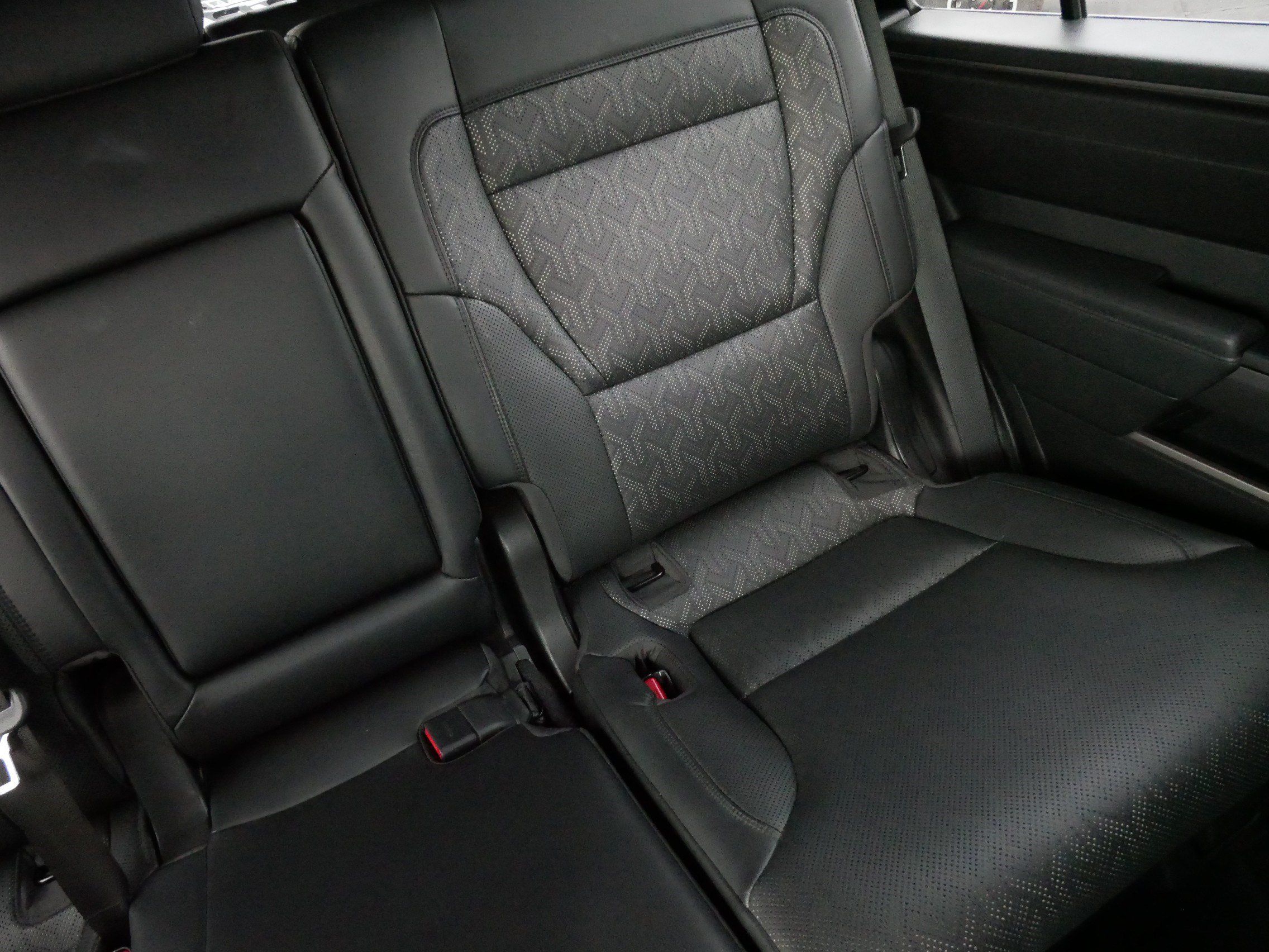Used 2024 Toyota Sequoia SR5 w/ SR5 Premium Package AWD/4WD image 14