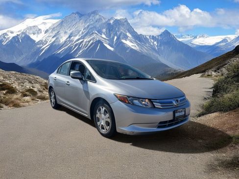 Used 2012 Honda Civic Hybrid Sedan image 7