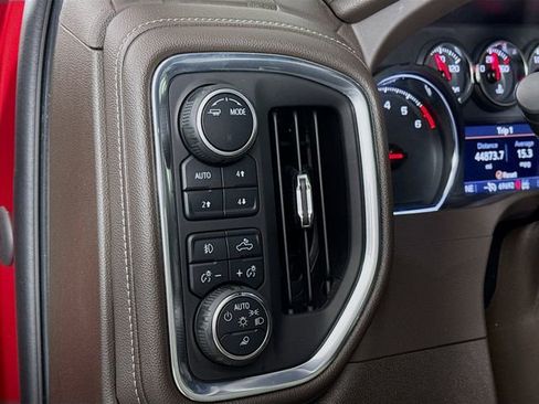 Used 2022 Chevrolet Silverado 1500 LTZ w/ Z71 Off-Road Package image 12