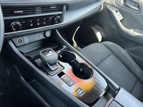 Certified 2023 Nissan Rogue S FWD image 25