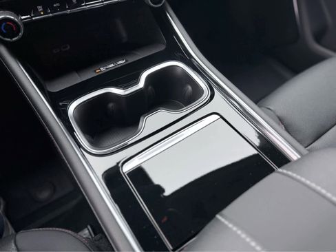 New 2026 Chevrolet Traverse Z71 w/ Enhanced Driving Package image 30