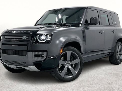 Used 2024 Land Rover Defender 110 Carpathian Edition image 14