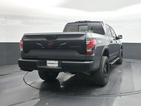 Used 2021 Nissan Titan PRO-4X w/ Pro-4x Convenience Package image 26