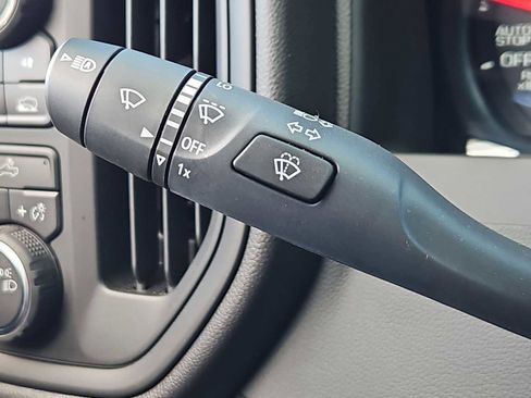 Used 2024 Chevrolet Silverado 1500 Custom image 25