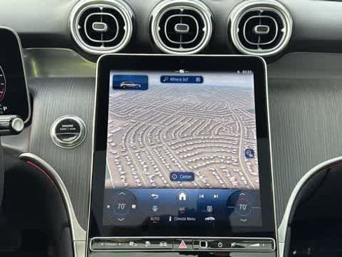 Used 2025 Mercedes-Benz GLC 350e 4MATIC image 19