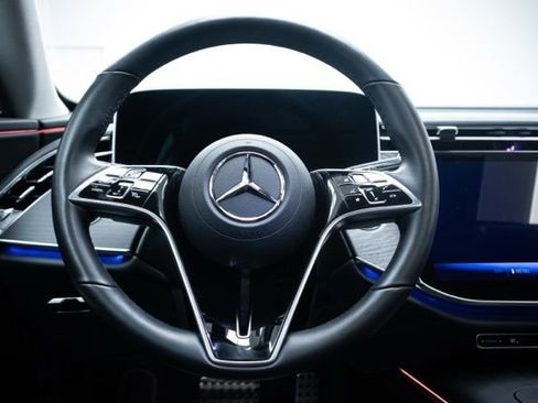 Used 2025 Mercedes-Benz E 450 4MATIC All-Terrain Wagon image 18