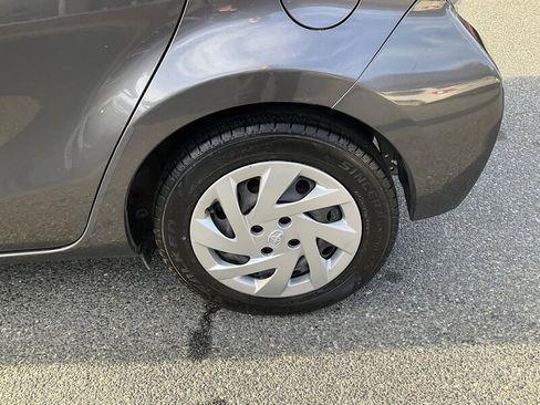 Used 2014 Toyota Prius C Two image 10