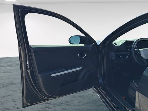 Certified 2025 Kia K4 GT-Line image 25