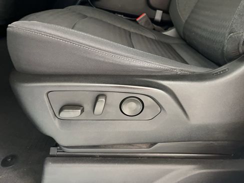 Used 2023 Chevrolet Silverado 1500 LT image 55