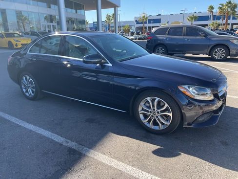 Used 2018 Mercedes-Benz C 300 Sedan image 4
