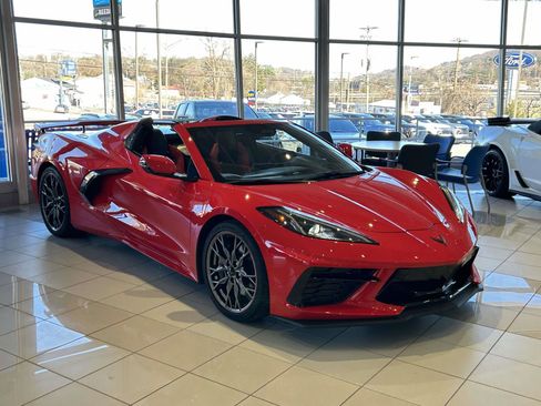 Used 2025 Chevrolet Corvette 3LT w/ Z51 Performance Package image 1