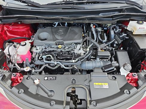 Used 2021 Toyota Sienna XLE image 33