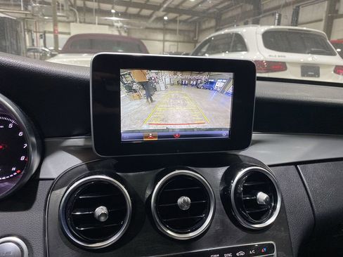 Used 2018 Mercedes-Benz C 300 Sedan image 6