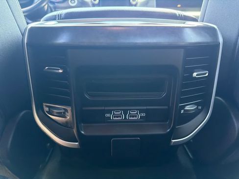 Used 2023 RAM 1500 Big Horn AWD/4WD image 18
