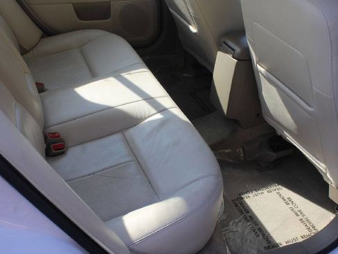 Used 2009 Lincoln MKZ FWD image 9