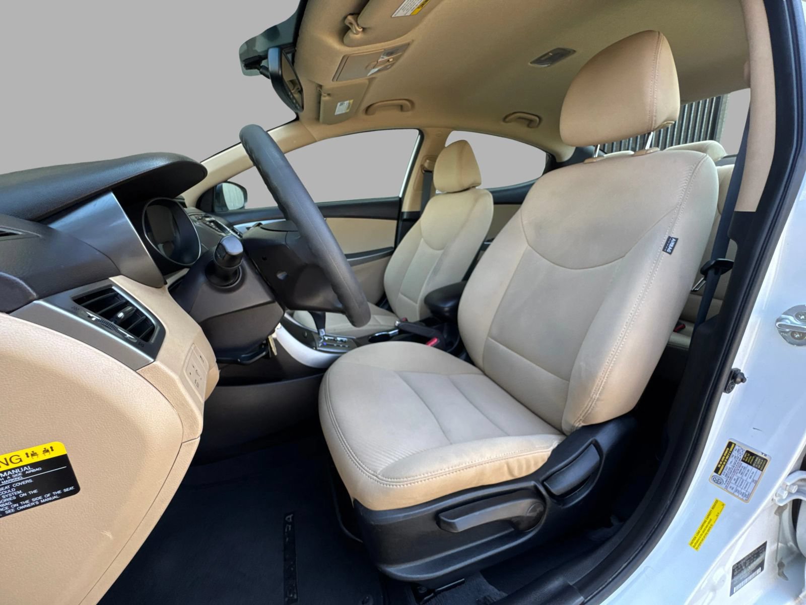 Used 2013 Hyundai Elantra GLS FWD image 16