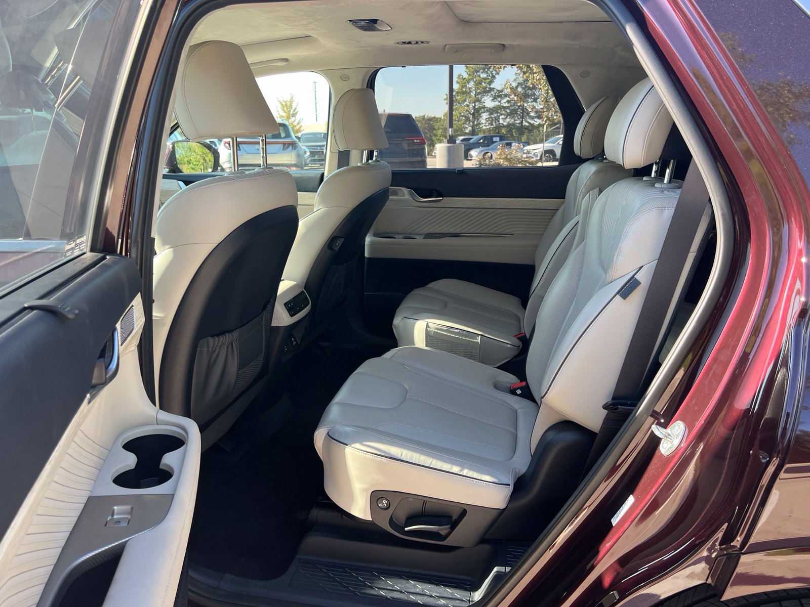 Used 2023 Hyundai Palisade Calligraphy w/ Cargo Package FWD image 21