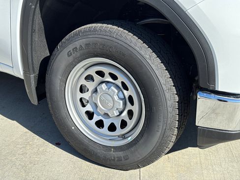 New 2026 GMC Sierra 1500 Pro RWD image 6