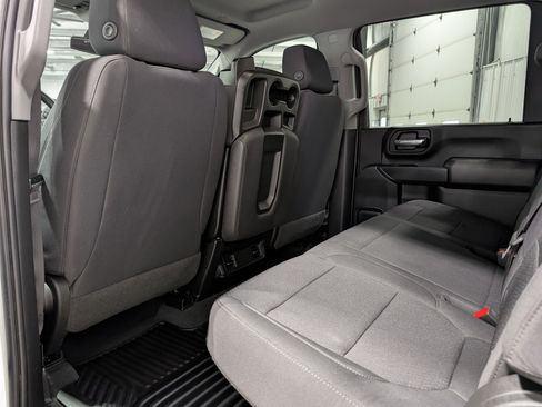 Used 2022 Chevrolet Silverado 2500 Custom image 19