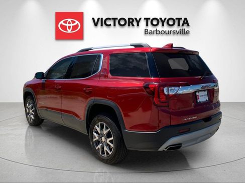 Used 2023 GMC Acadia SLT AWD/4WD image 3