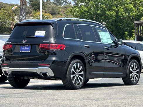 Used 2023 Mercedes-Benz GLB 250 4MATIC image 3