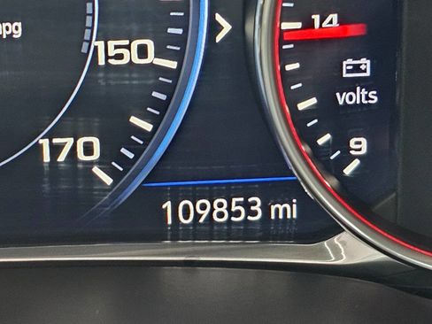 Used 2019 Chevrolet Blazer RS w/ Sun and Wheels Package image 17