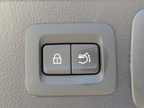 Used 2025 MAZDA CX-50 AWD 2.5 Hybrid w/ Weather Package image 14