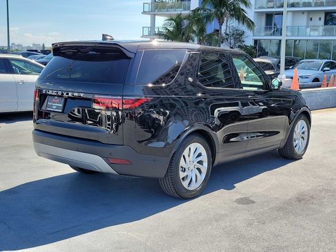 Used 2025 Land Rover Discovery S AWD/4WD image 6