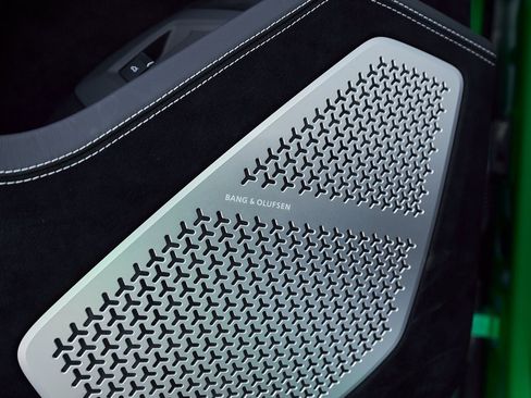 Used 2024 Lamborghini Urus Performante image 38