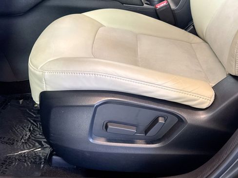 Used 2018 MAZDA CX-5 Touring w/ Preferred Equipment Package image 19