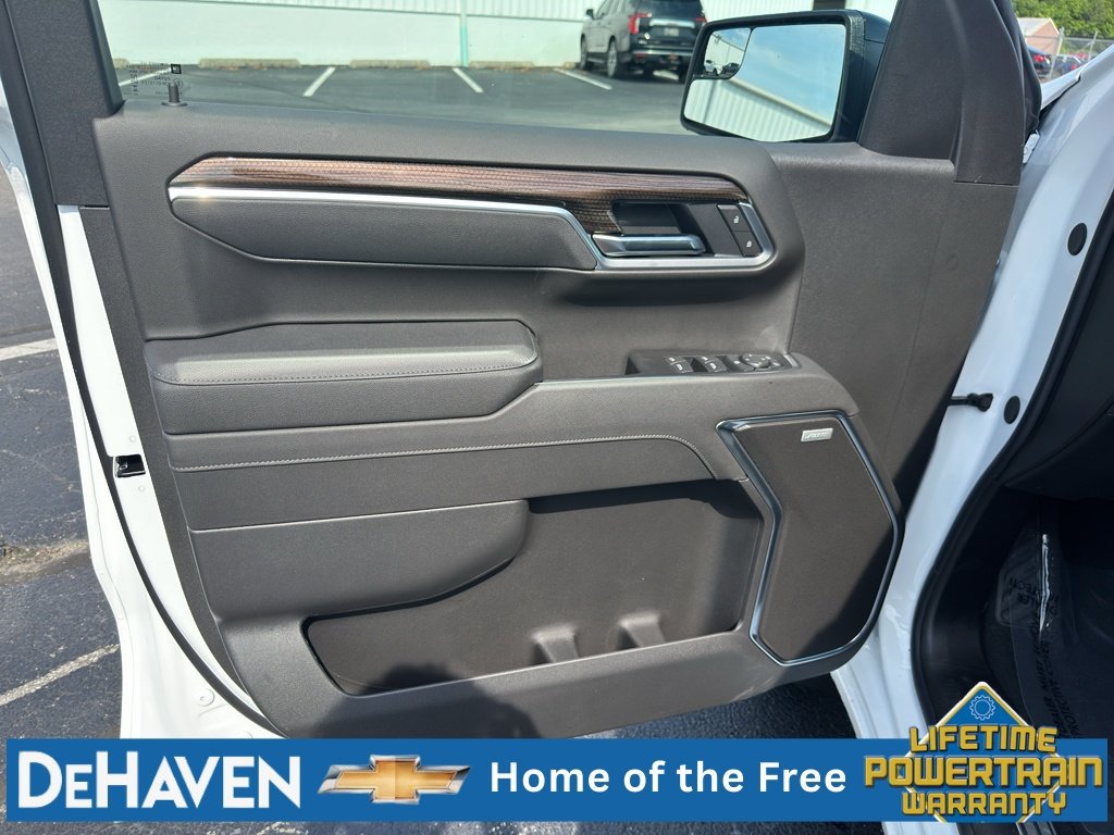 New 2026 Chevrolet Silverado 1500 RST AWD/4WD image 17