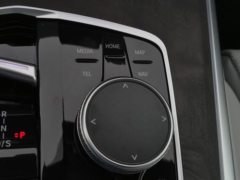 New 2026 BMW X5 sDrive40i w/ Climate Comfort Package image 22