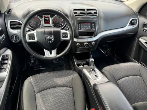 Used 2019 Dodge Journey SE w/ Premium Group FWD image 22