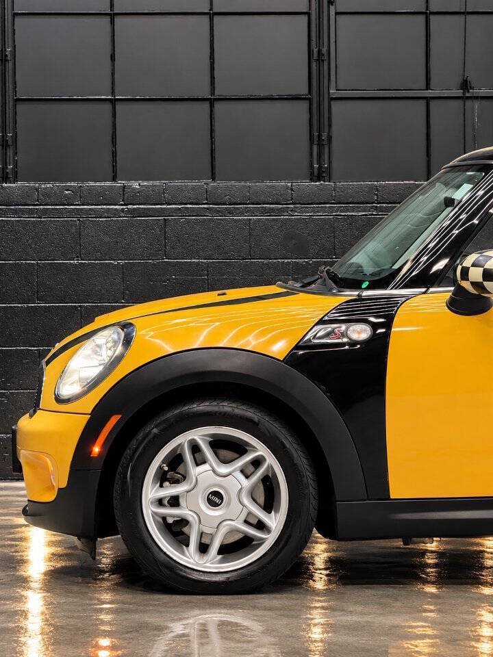 Used 2008 MINI Cooper S w/ Convenience Pkg FWD image 18