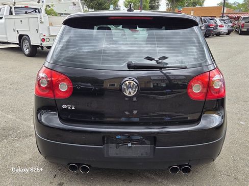 Used 2009 Volkswagen GTI 4-Door FWD image 5