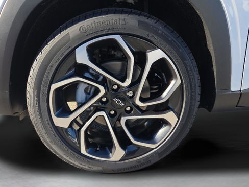 New 2026 Chevrolet Equinox RS image 9