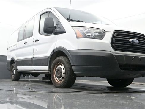 Used 2019 Ford Transit 250 130 Low Roof image 9