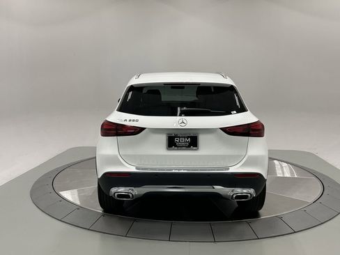 Certified 2025 Mercedes-Benz GLA 250 image 6