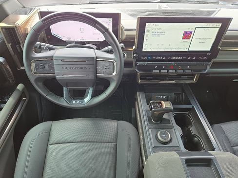 Used 2025 GMC Hummer EV 2X AWD/4WD image 17