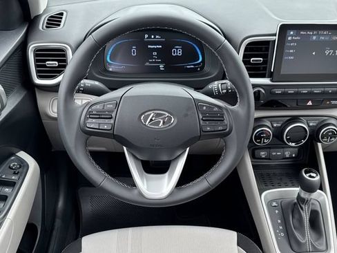 New 2026 Hyundai Venue SEL FWD image 13