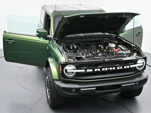 Used 2022 Ford Bronco Outer Banks AWD/4WD image 41